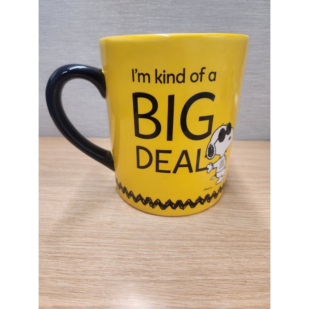 Hallmark Snoopy Joe Cool Woodstock Peanuts I'm Kind of a BIG Deal 60oz Jumbo Mug